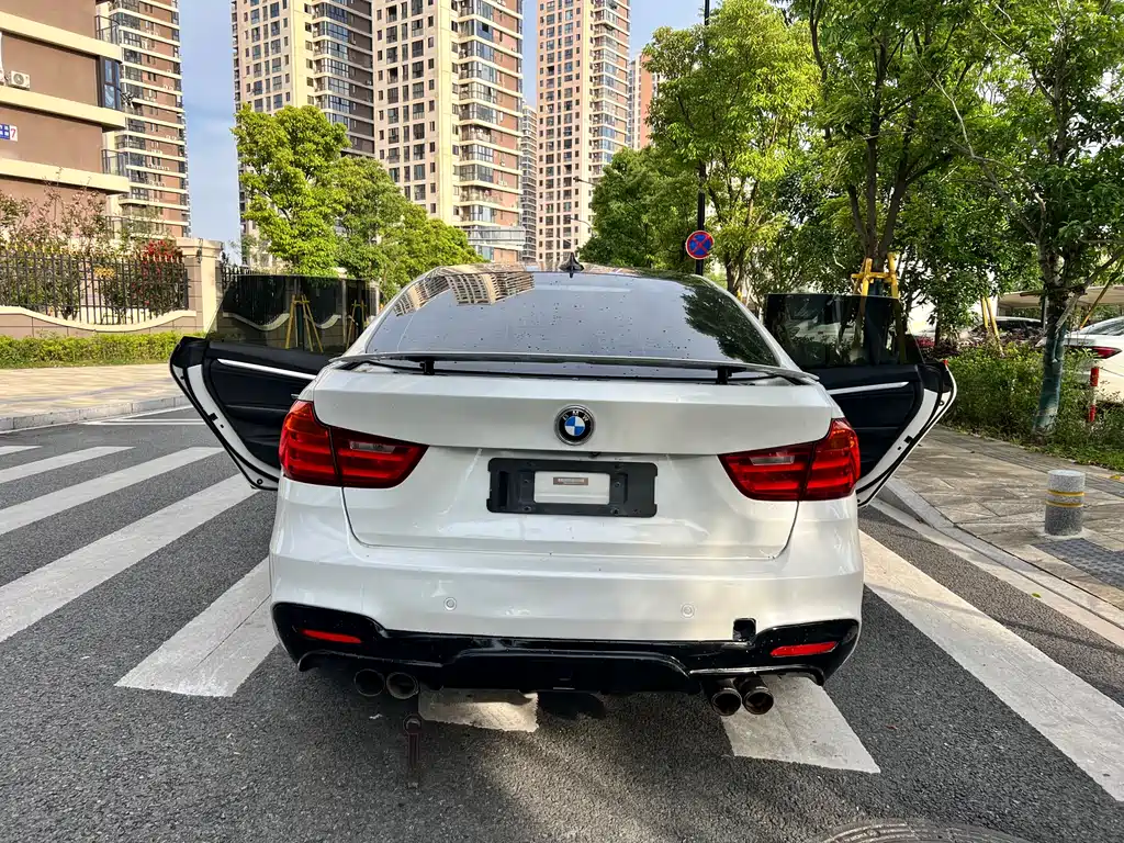 BMW 3 Series GT 2014 — фото 15