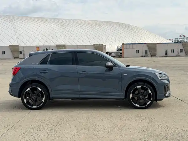Audi Q2L 2022