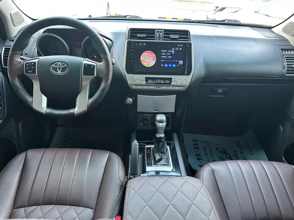 Toyota Prado 2016 — фото 13