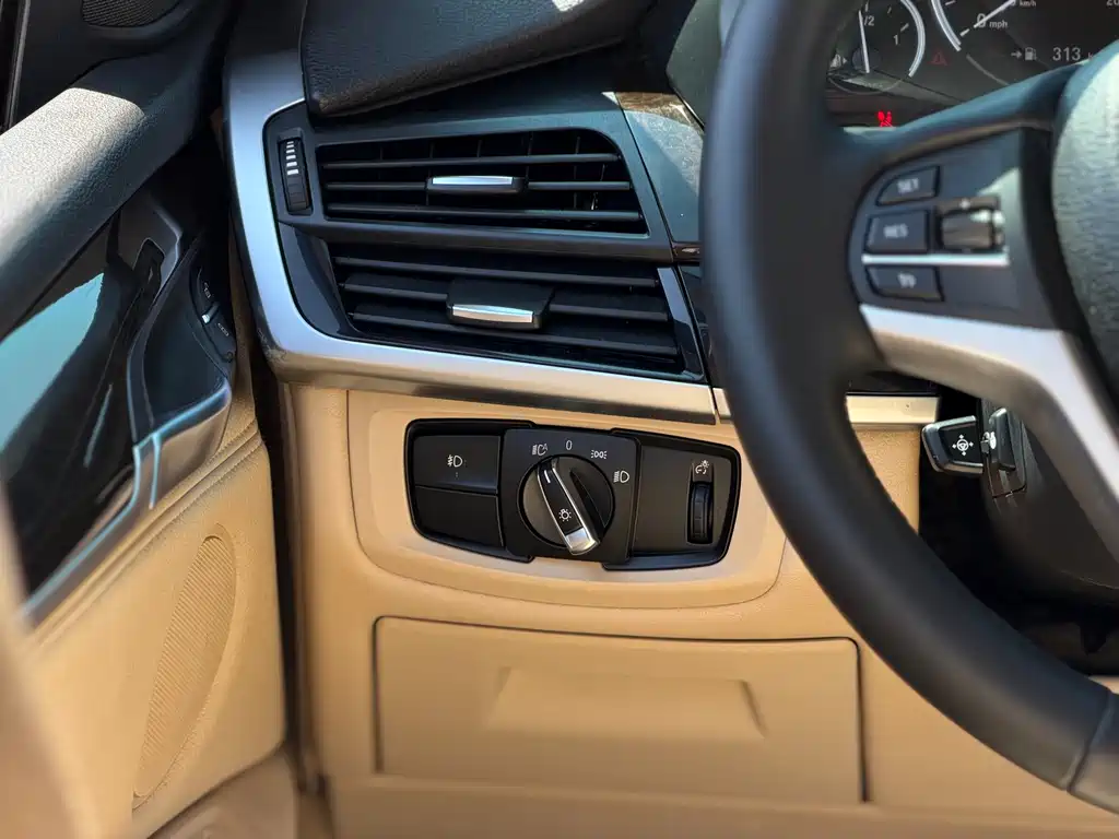 BMW X5 2014 — фото 12