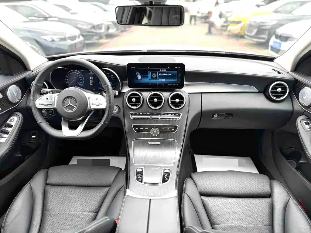 Mercedes-Benz C-Class 2021