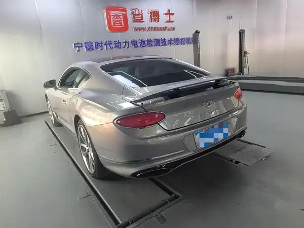 Bentley Continental 2018