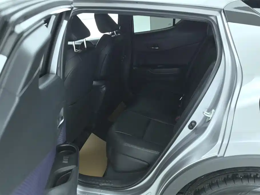 Toyota IZOA 2019 — фото 11