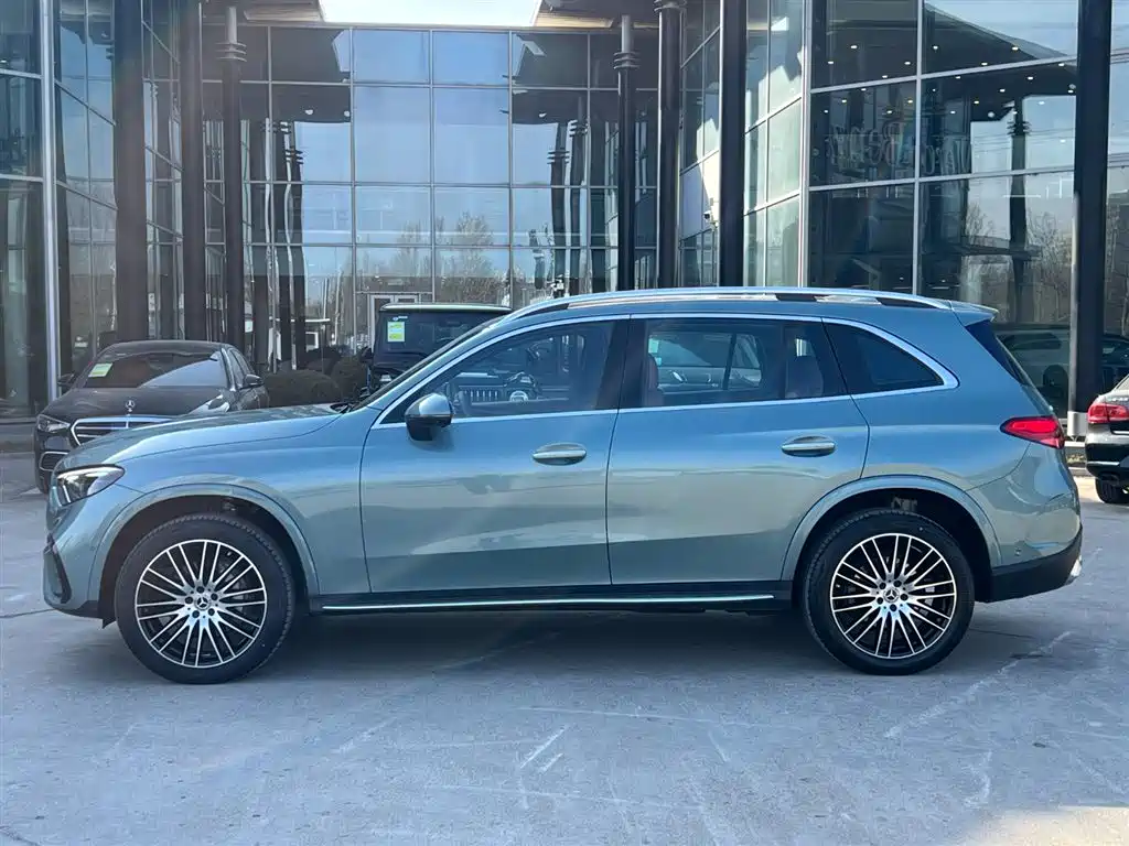Mercedes-Benz GLC 2024 — фото 4