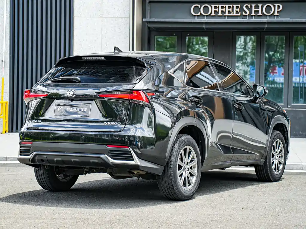Lexus NX 2020 — фото 3