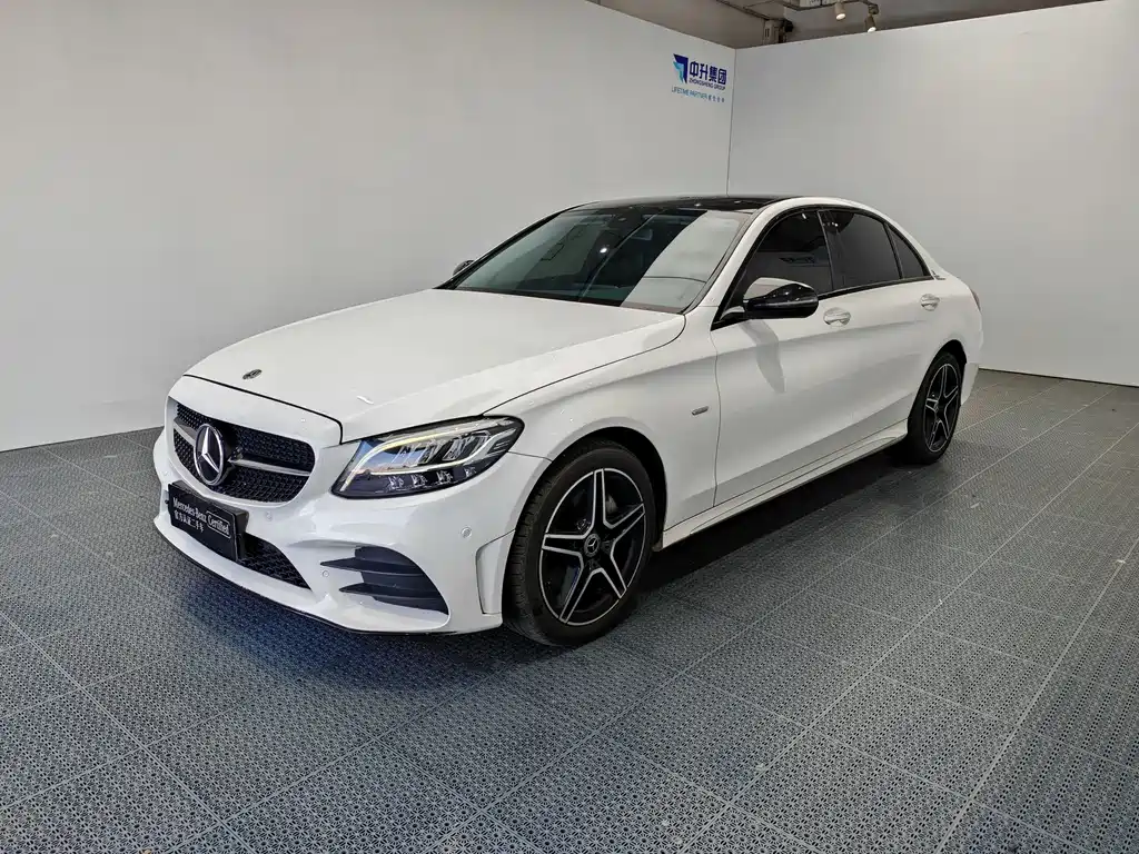 Mercedes-Benz C-Class 2020