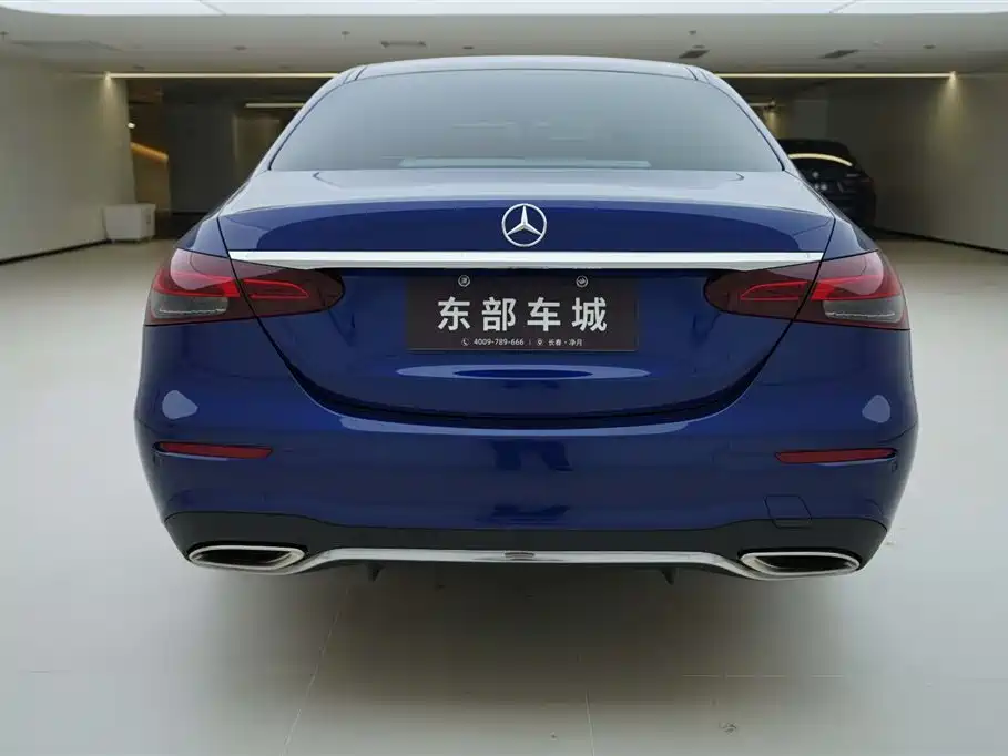 Mercedes-Benz E-Class 2022