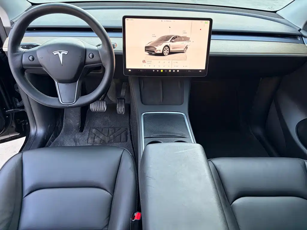 Tesla Model Y 2023 — фото 9