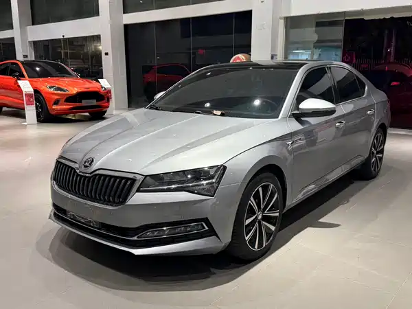 Skoda Superb 2023