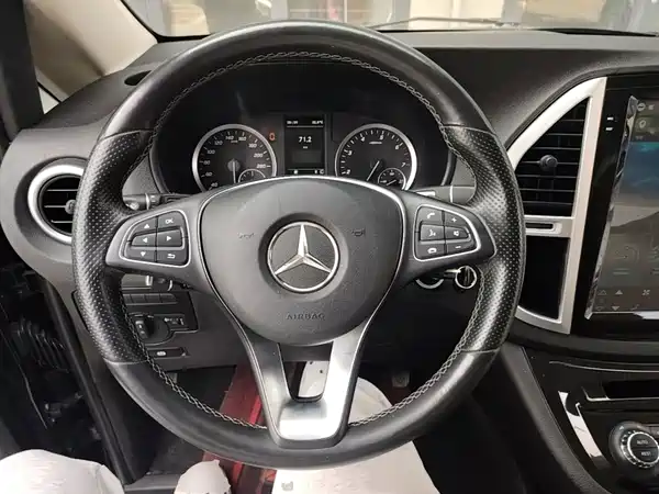 Mercedes-Benz Vito 2021