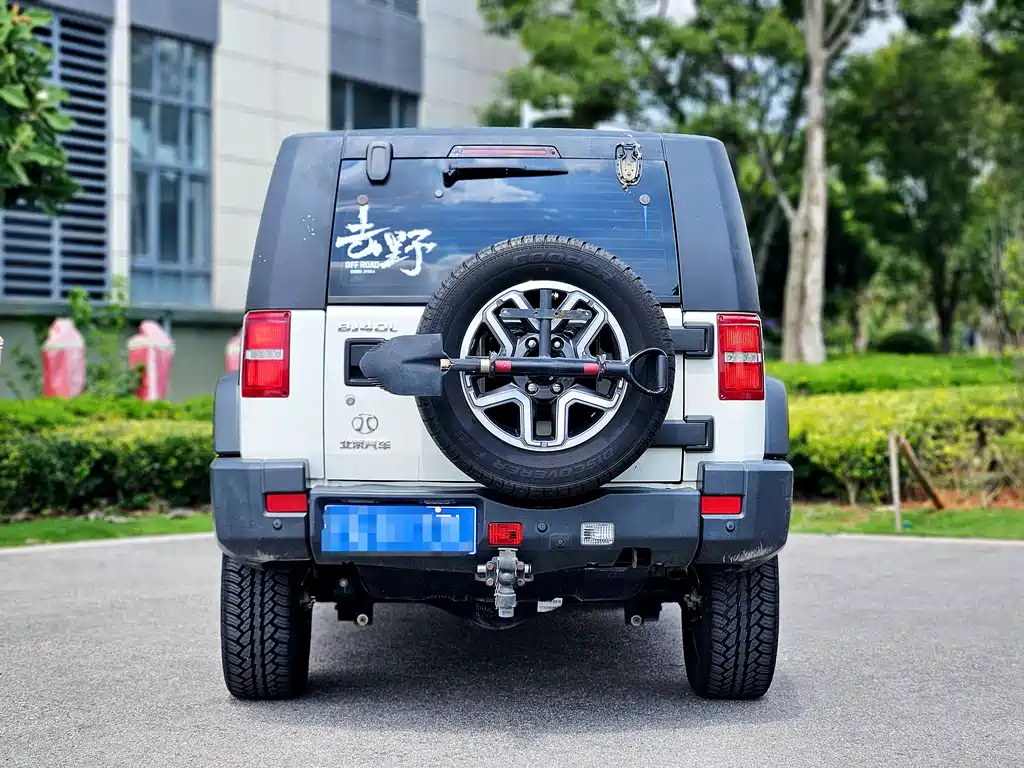BAIC BJ40 2018 — фото 12