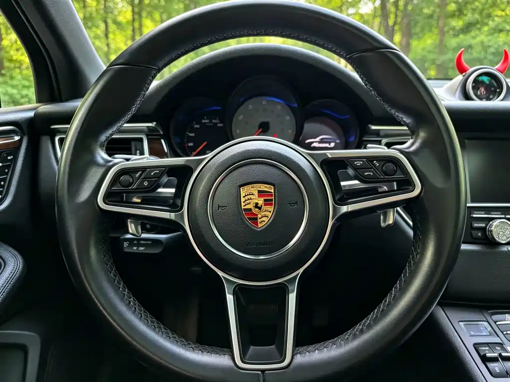 Porsche Macan 2014 — фото 14