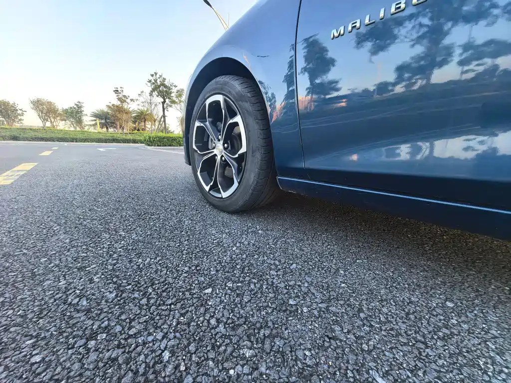 Chevrolet Malibu XL 2019 — фото 25