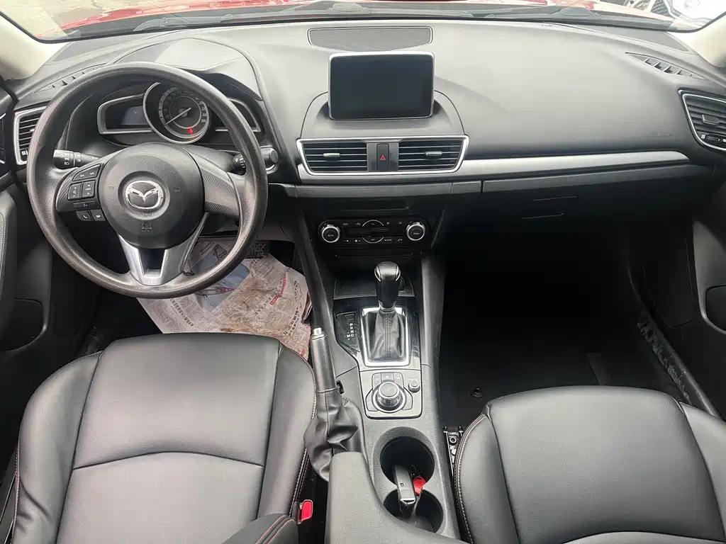 Mazda 3 Axela 2015 — фото 9