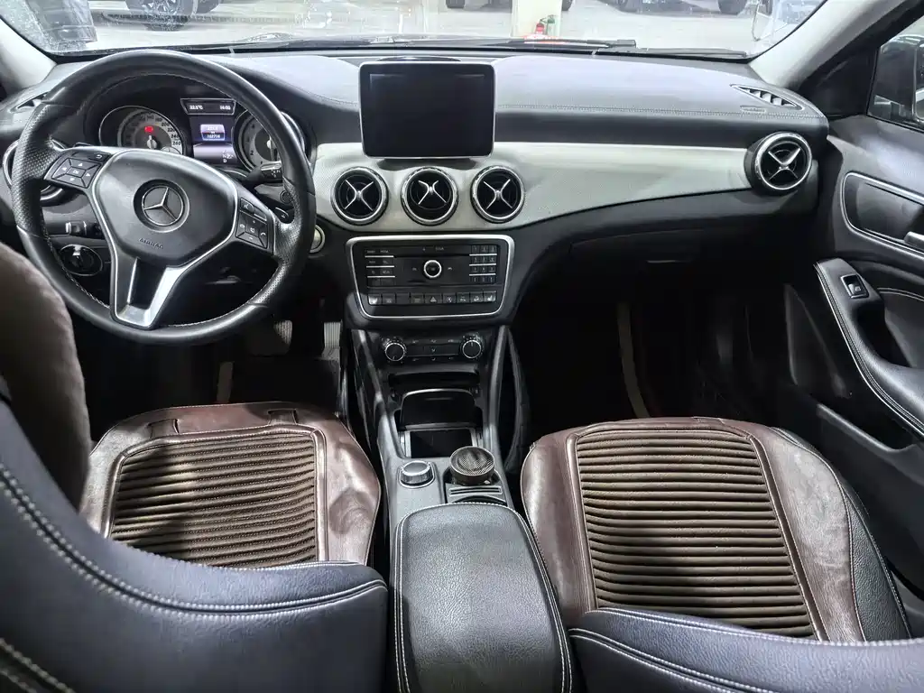 Mercedes-Benz GLA 2016 — фото 8
