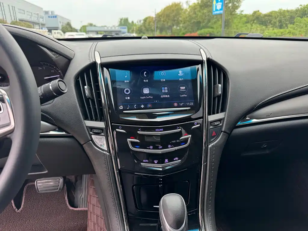 Cadillac ATS-L 2018 — фото 12