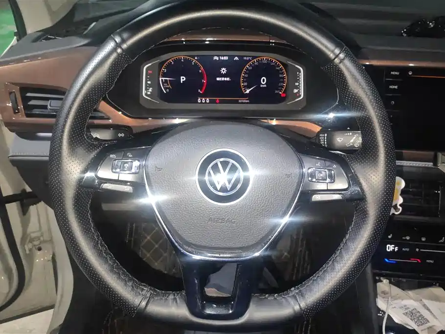 Volkswagen Tharu 2021 — фото 15
