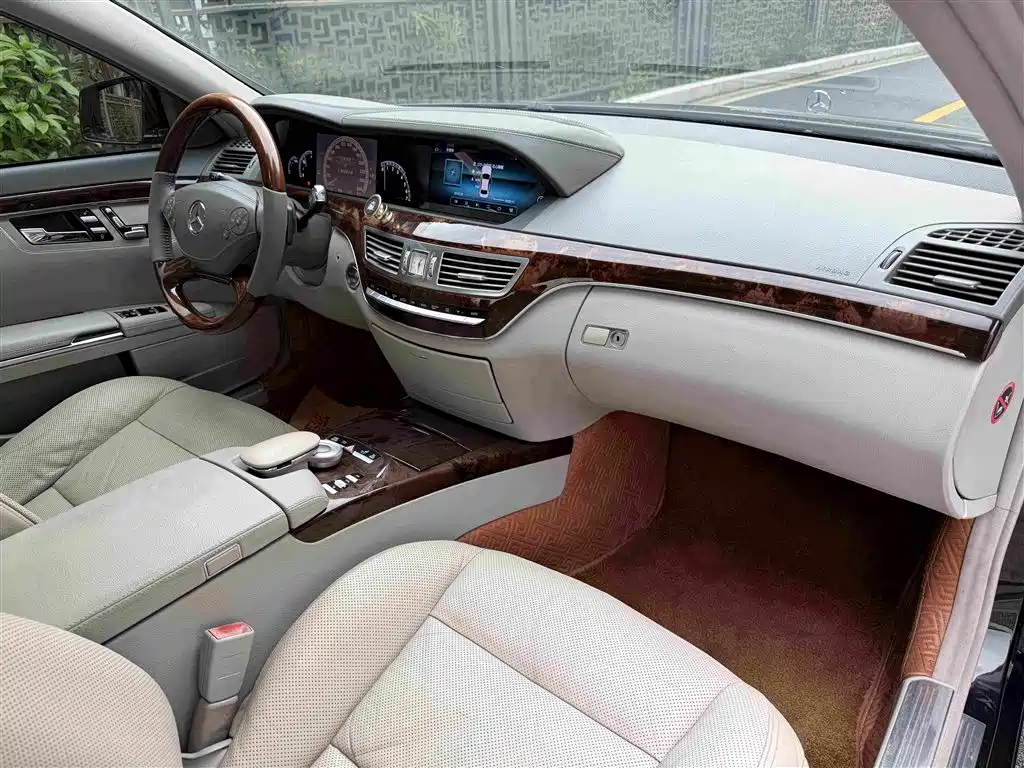 Mercedes-Benz S-Class 2010 — фото 7