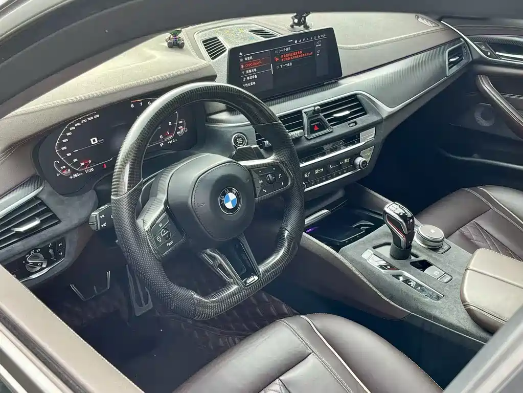 BMW 5 Series 2020 — фото 4