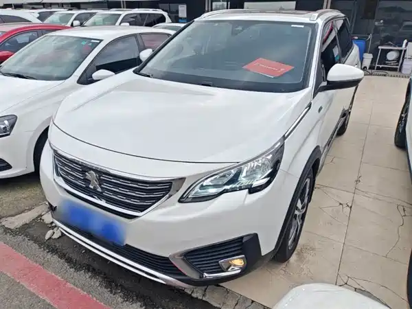 Peugeot 5008 2017
