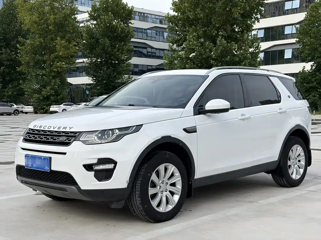Land Rover Discovery Sport 2017 — фото 1