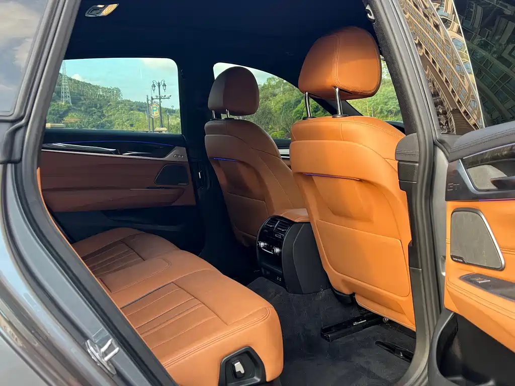 BMW 6 Series GT 2019 — фото 15
