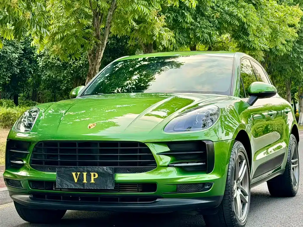 Porsche Macan 2019 — фото 1