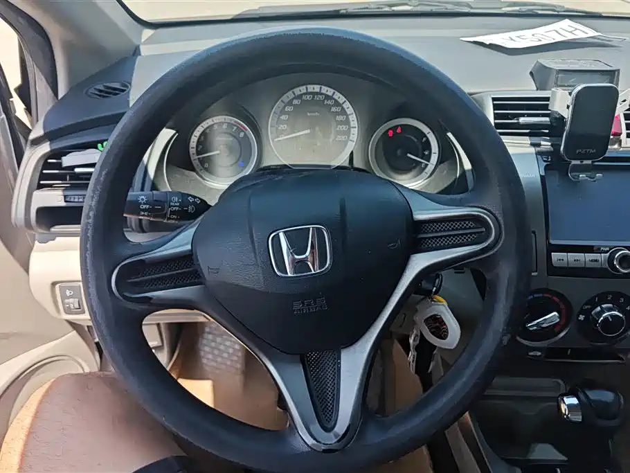 Honda City Classic 2013 — фото 15