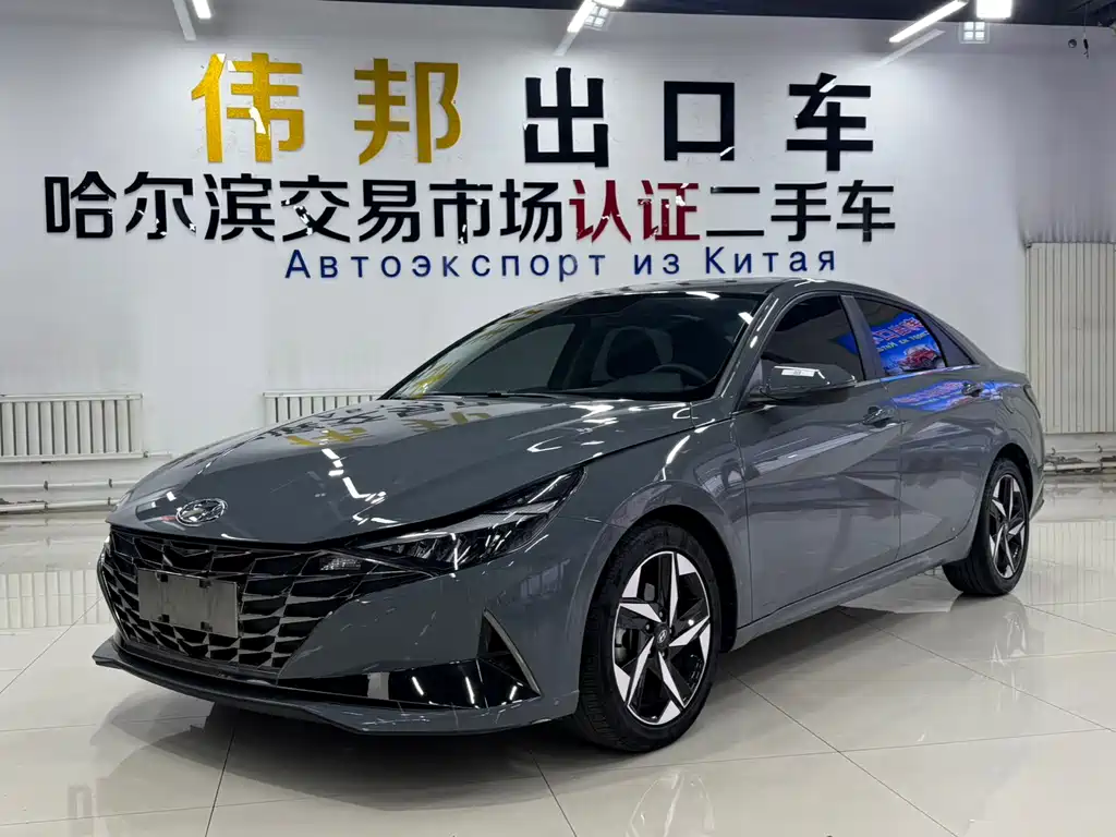 Hyundai Elantra 2023 — фото 1