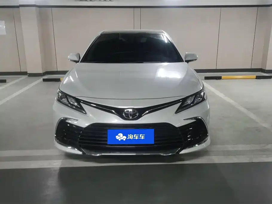 Toyota Camry 2023