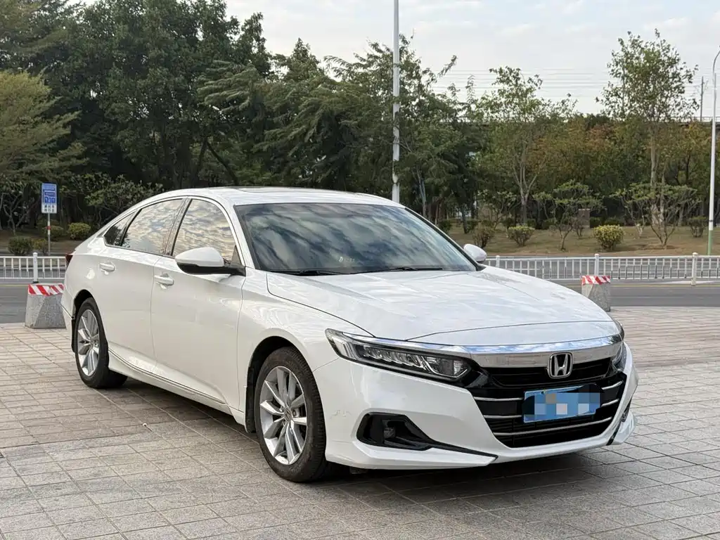 Honda Accord 2022 — фото 3