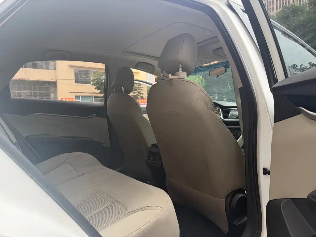 Buick Excelle 2015