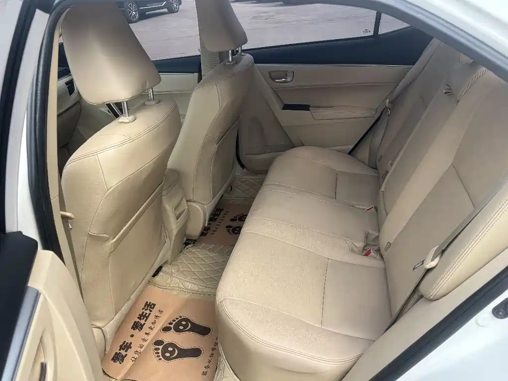 Toyota Corolla 2015
