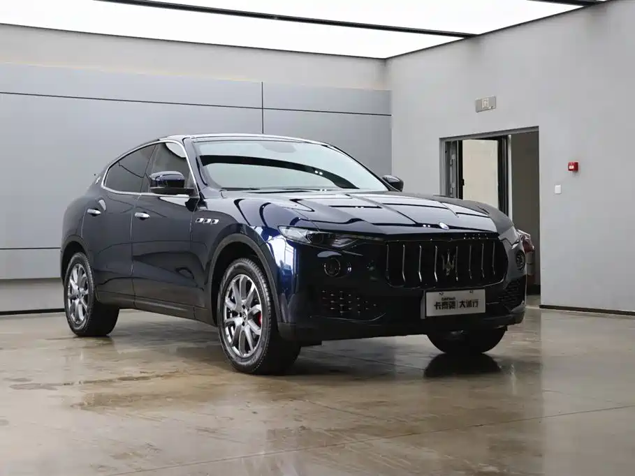 Maserati Levante 2021 — фото 25
