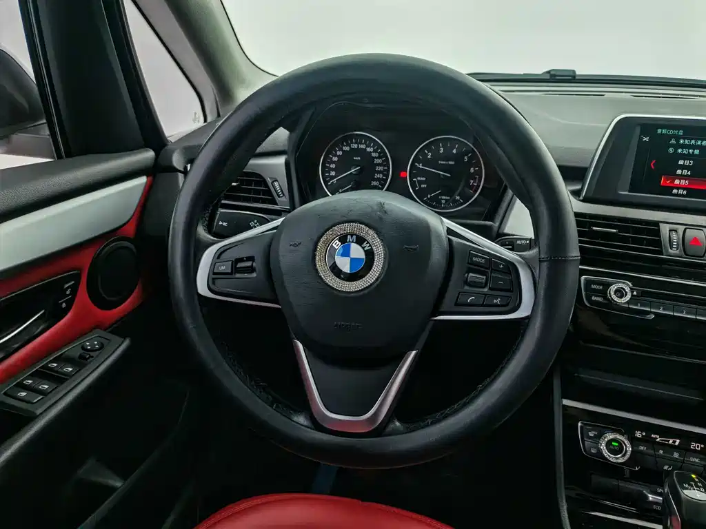 BMW 2 Series Station Wagon 2018 — фото 21