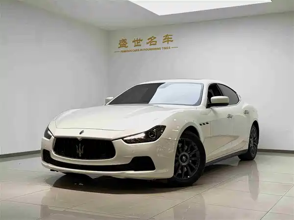 Maserati Ghibli 2015