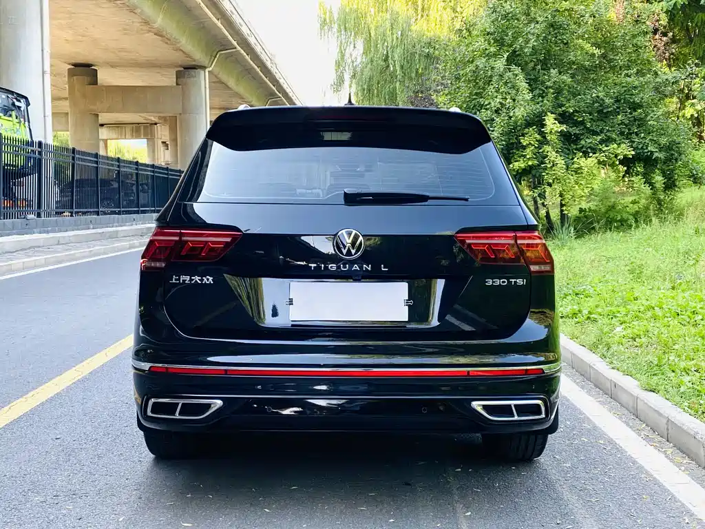Volkswagen Tiguan L 2022 — фото 15