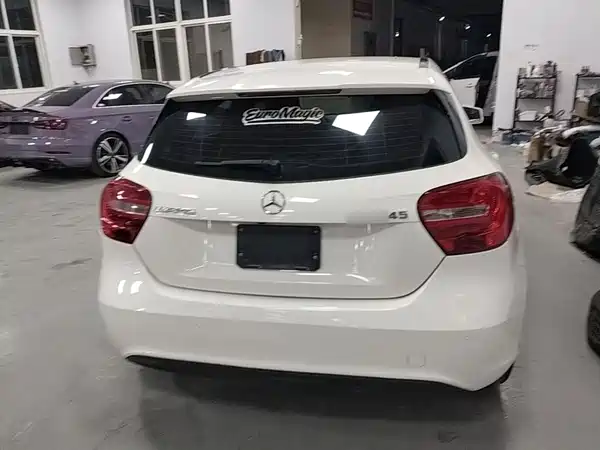 Mercedes-Benz A-Class 2015