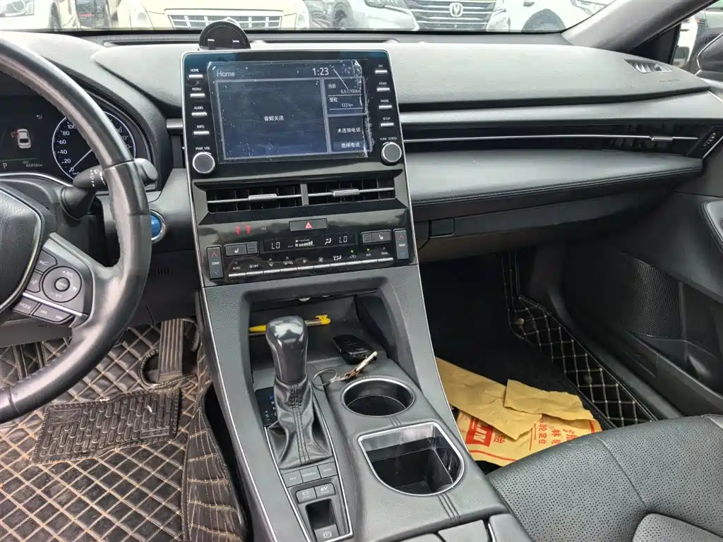 Toyota Avalon 2020 — фото 13