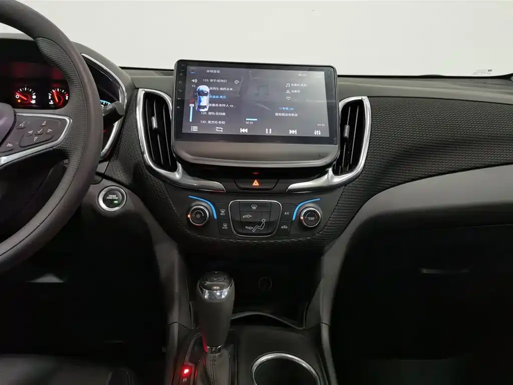 Chevrolet Equinox 2019 — фото 12