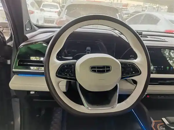 Geely Xingyue L 2021