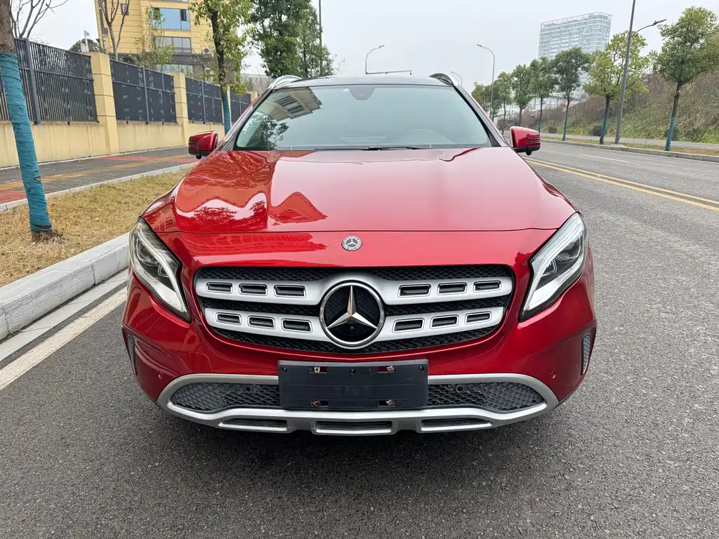 Mercedes-Benz GLA 2018 — фото 2