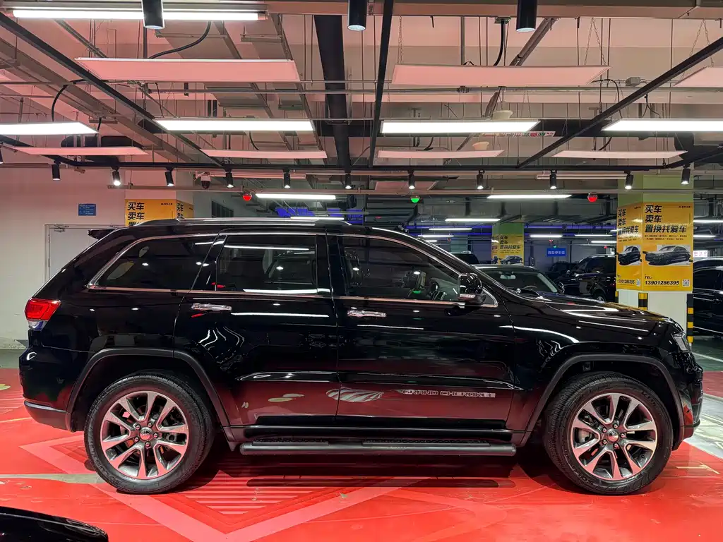 Jeep Grand Cherokee 2019 — фото 4