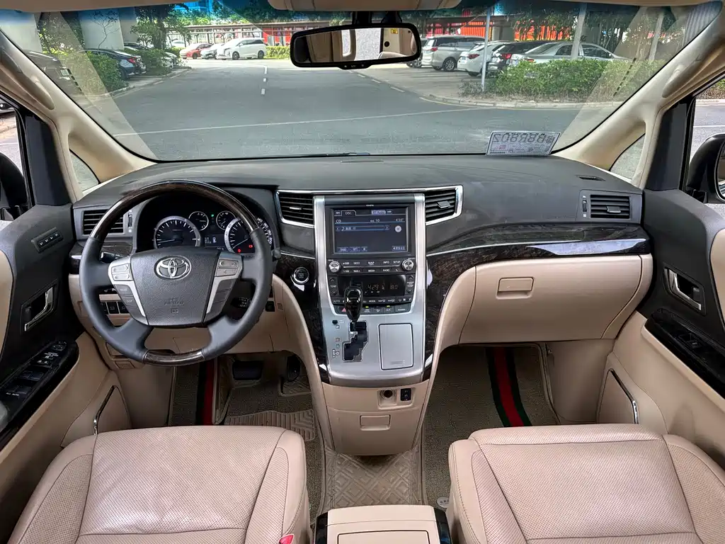 Toyota Alphard 2013 — фото 11