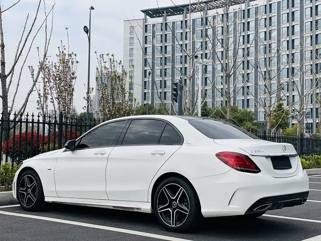Mercedes-Benz C-Class 2021 — фото 9