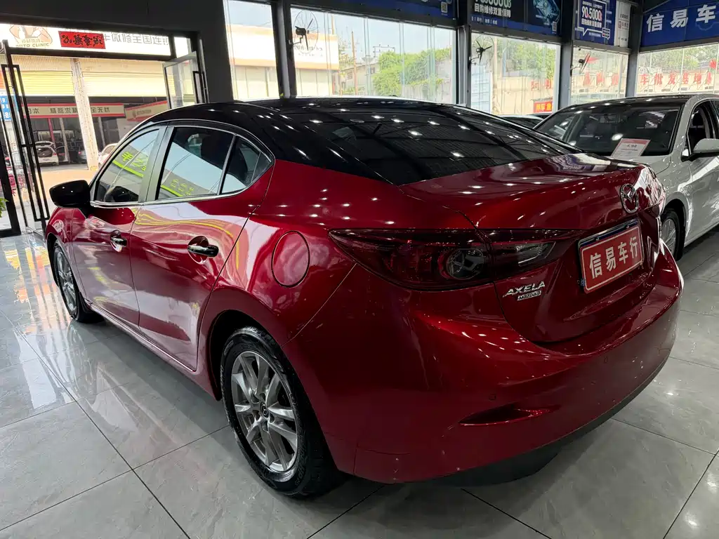 Mazda 3 Axela 2019 — фото 8