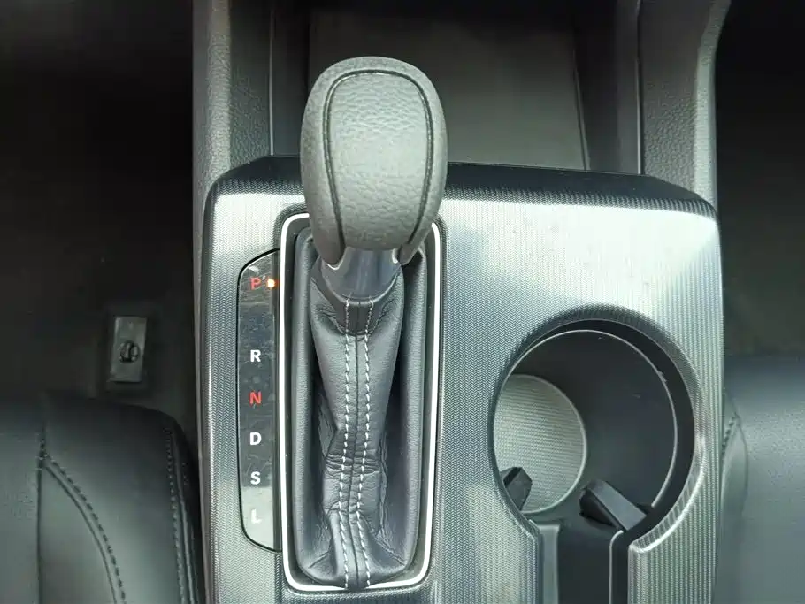 Honda Civic 2022 — фото 16