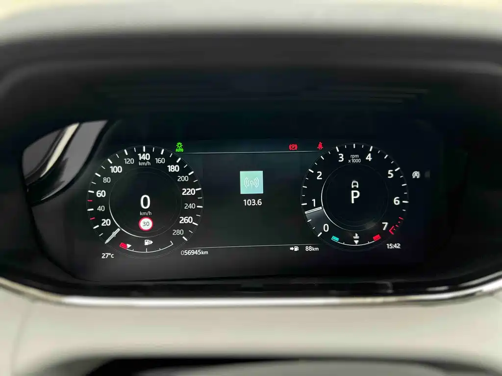 Land Rover Evoque 2022 — фото 29