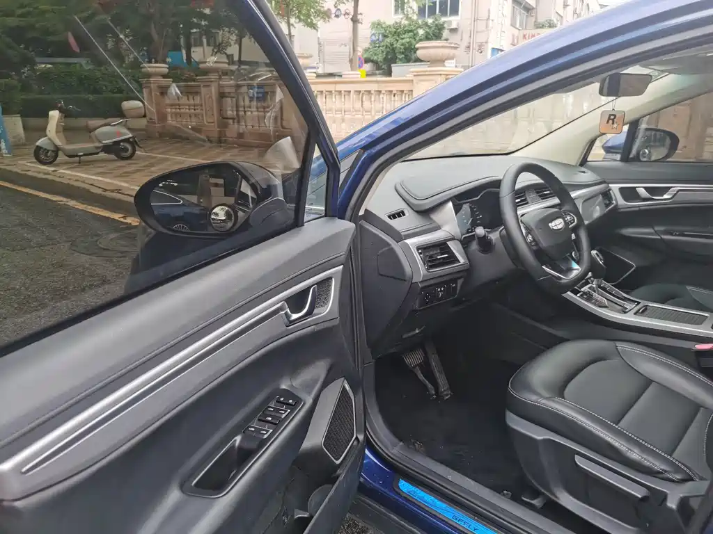 Geely Emgrand GS 2020 — фото 12