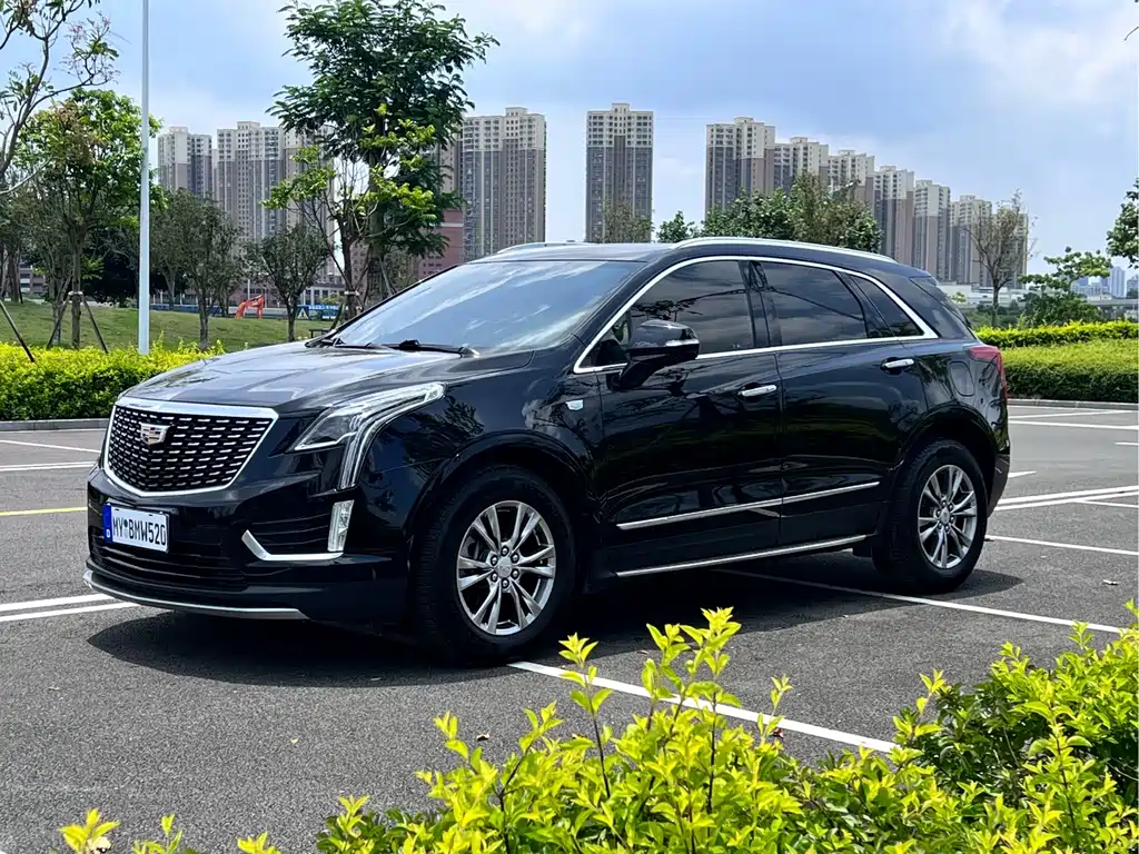 Cadillac XT5 2020 — фото 1